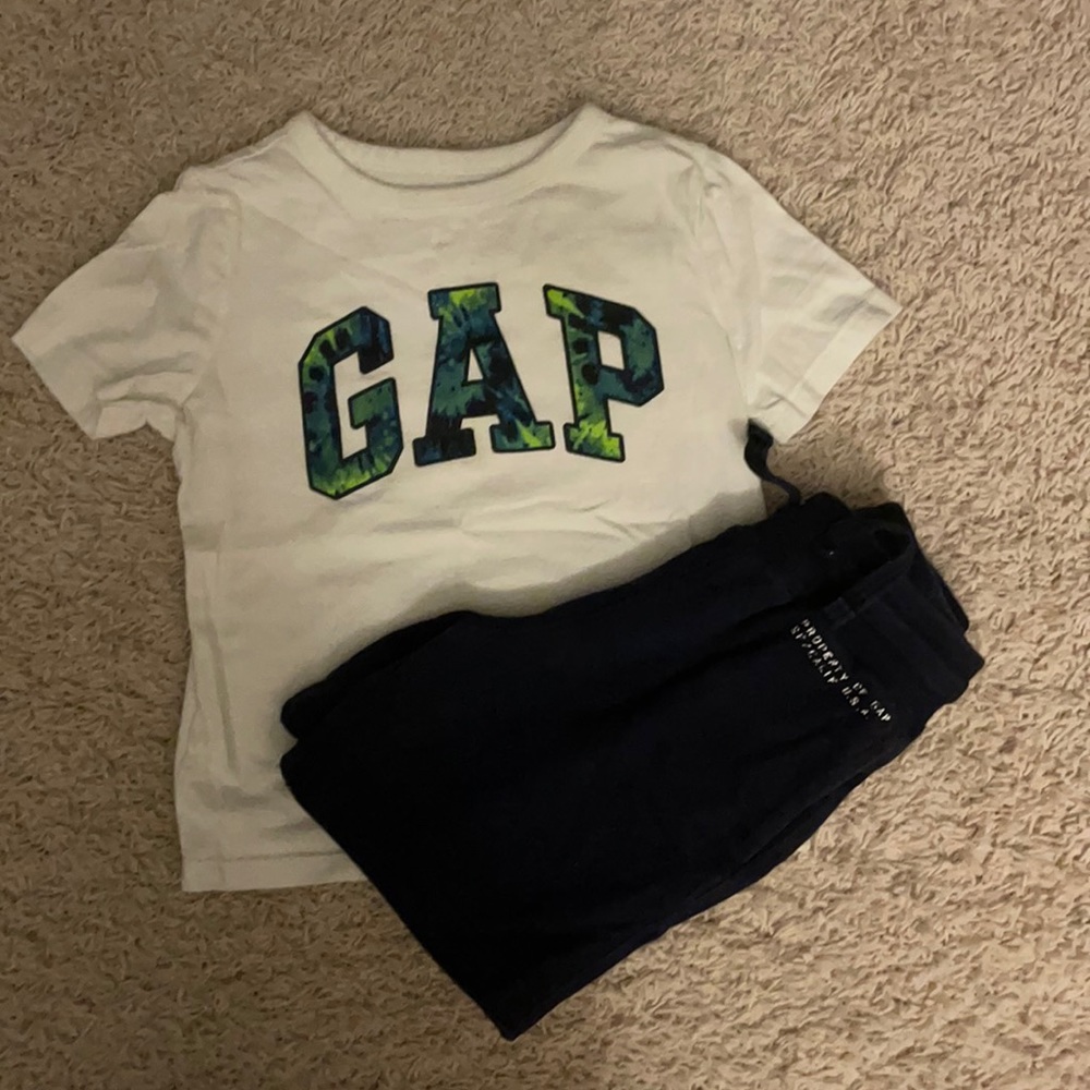 Boy gap shorts set